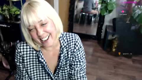 Sunni Knight online show from January 2026 02:17:01 AM