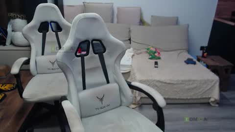 Alice and Sergey online show from March 2026 07:05:01 PM