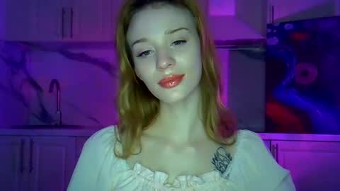 sunny__fox online show from February 2025 06:26:01 PM