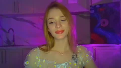 sunny__fox online show from February 2025 10:53:01 PM