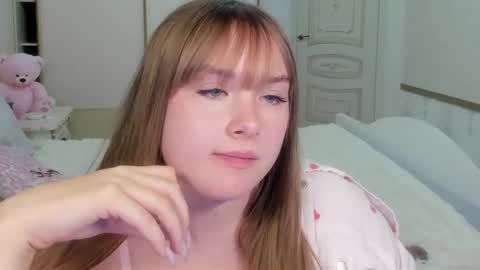 Vanessa online show from April 2026 07:45:01 AM