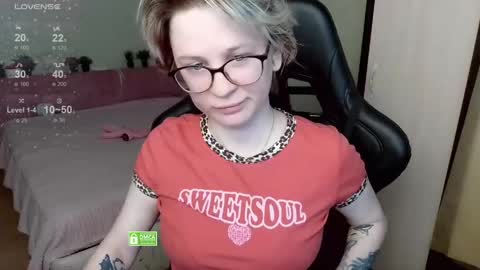 Snapshot of sunny_mood chatting on April 2026 06:31:02 AM sunny mood online show from April 2026 06:31:02 AM