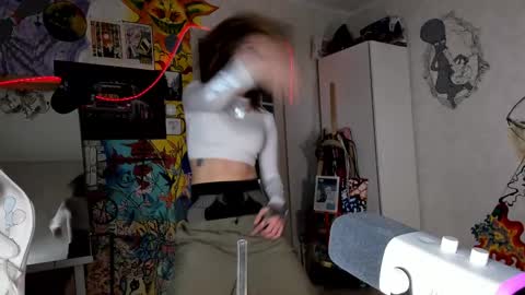 Sunny online show from March 2025 05:00:02 PM