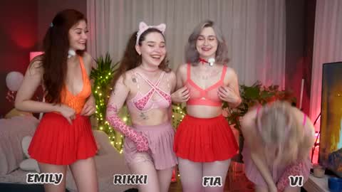 Fia  -  TG -  Mia -  Alice -  online show from September 2025 12:01:02 AM