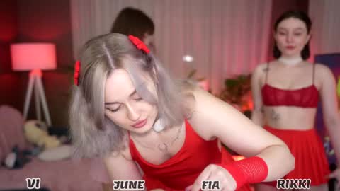 Fia  -  TG -  Mia -  Alice -  online show from October 2025 02:31:01 AM