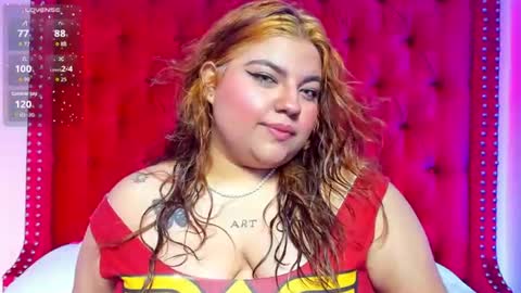 Snapshot of sunnyhoney_ chatting on June 2026 12:15:02 PM Sunny online show from June 2026 12:15:02 PM