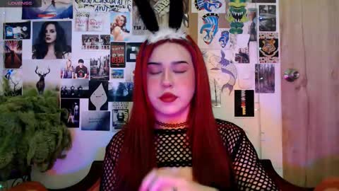 Maria online show from November 2025 10:09:02 PM