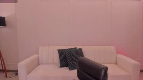 Snapshot of sunnyrivers_ chatting on January 2025 10:55:02 PM Sunny Rivers online show from January 2025 10:55:02 PM