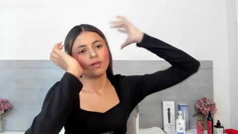 sunnywhitee online show from March 2026 03:07:01 PM