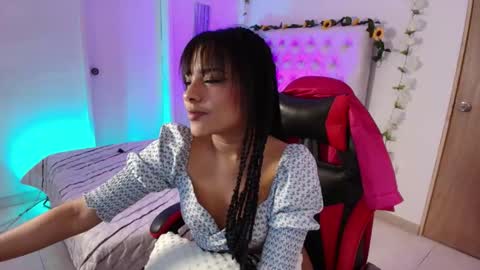    online show from September 2025 02:41:01 PM