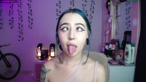 Sunset online show from April 2026 02:47:02 AM