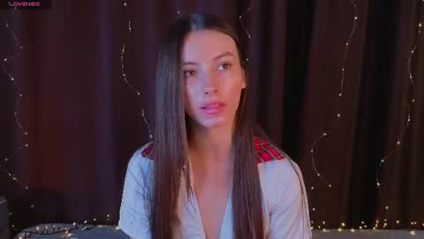 Snapshot of sunshinegirlx chatting on July 2026 06:27:01 AM Alice online show from July 2026 06:27:01 AM