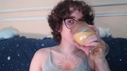 Hella online show from November 2025 12:49:02 PM