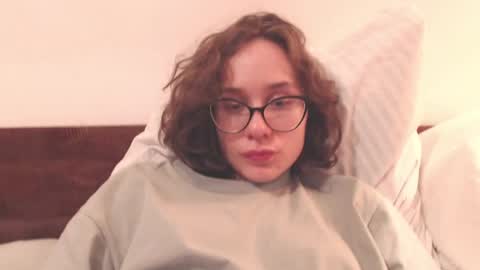 Hella online show from June 2026 07:41:01 PM