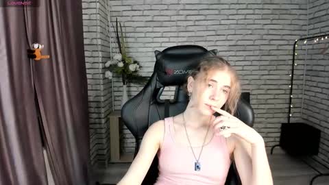 anna online show from September 2025 01:38:02 PM