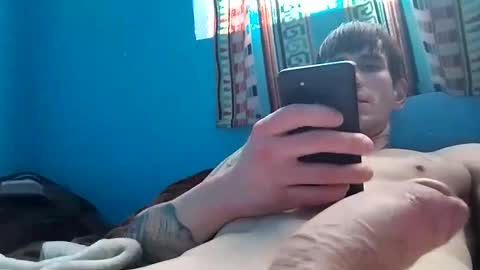 Snapshot of sunsweetsavage chatting on February 2025 08:24:01 PM BIGDGEE online show from February 2025 08:24:01 PM