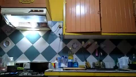 Snapshot of super_jony chatting on October 2025 01:06:01 AM super jony and Marta GMT 1300-1800 every day online show from October 2025 01:06:01 AM