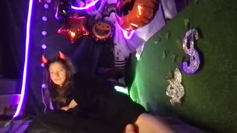 Snapshot of super_jony chatting on November 2025 05:24:01 PM super jony and Marta GMT 1300-1800 every day online show from November 2025 05:24:01 PM