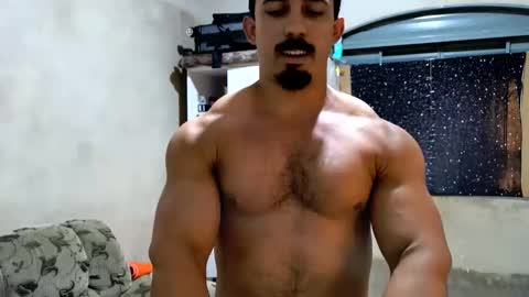 Snapshot of superbigmr chatting on March 2026 06:50:02 AM james online show from March 2026 06:50:02 AM