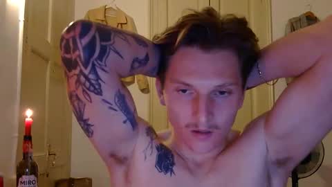 Snapshot of superhardxxxx chatting on November 2025 06:18:01 PM Ctrl My Body online show from November 2025 06:18:01 PM
