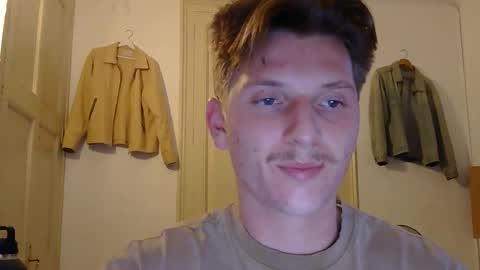Snapshot of superhardxxxx chatting on November 2025 04:22:02 PM Ctrl My Body online show from November 2025 04:22:02 PM