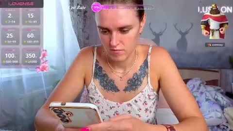 Snapshot of superhotgirlhere chatting on July 2026 05:05:01 AM Sweet Anna online show from July 2026 05:05:01 AM