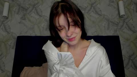 Una online show from January 2025 12:49:01 AM