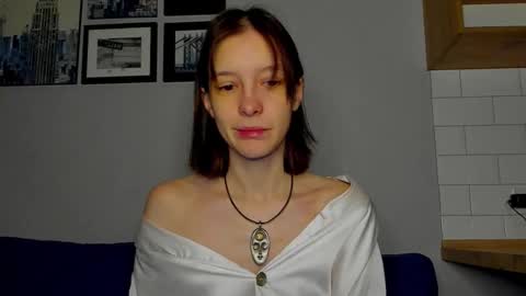 Una online show from November 2025 01:15:02 AM