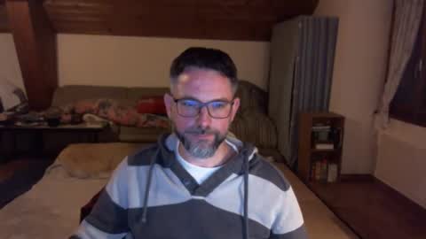 Snapshot of supersquirrel81 chatting on October 2025 09:22:01 PM supersquirrel81 online show from October 2025 09:22:01 PM