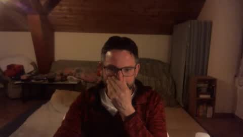 Snapshot of supersquirrel81 chatting on November 2025 01:37:01 AM supersquirrel81 online show from November 2025 01:37:01 AM