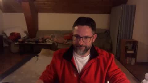 Snapshot of supersquirrel81 chatting on November 2025 06:39:01 PM supersquirrel81 online show from November 2025 06:39:01 PM