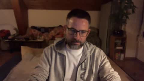 supersquirrel81 online show from December 2025 06:49:02 PM