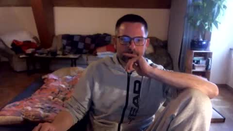 supersquirrel81 online show from March 2026 04:02:01 PM