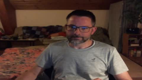 Snapshot of supersquirrel81 chatting on May 2026 10:47:02 PM supersquirrel81 online show from May 2026 10:47:02 PM