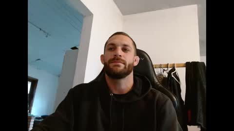 Snapshot of surfdog95 chatting on October 2025 08:26:01 PM surfdog95 online show from October 2025 08:26:01 PM