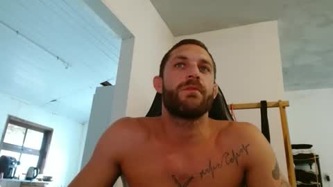 Snapshot of surfdog95 chatting on November 2025 07:57:01 PM surfdog95 online show from November 2025 07:57:01 PM