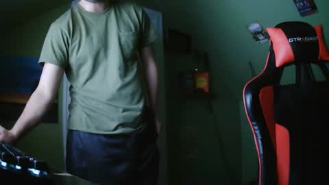 Snapshot of surferdude_here chatting on October 2025 07:17:02 AM surferdude_here online show from October 2025 07:17:02 AM