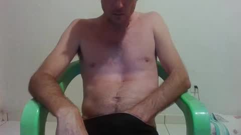 Snapshot of surfsup34 chatting on January 2025 12:25:02 AM surfsup34 online show from January 2025 12:25:02 AM