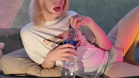 Vladiva online show from November 2025 09:36:01 PM