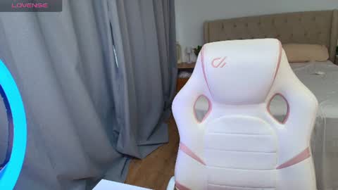 Susan online show from July 2026 11:49:01 AM