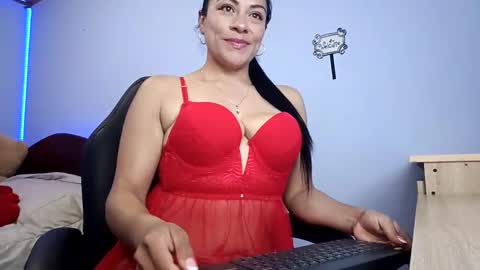 susan ramires online show from December 2024 03:25:02 AM