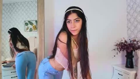 Snapshot of susana__sanchez chatting on September 2025 11:46:02 AM SUSANA online show from September 2025 11:46:02 AM