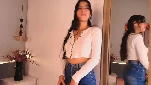 Snapshot of susana__sanchez chatting on October 2025 01:17:01 PM SUSANA online show from October 2025 01:17:01 PM