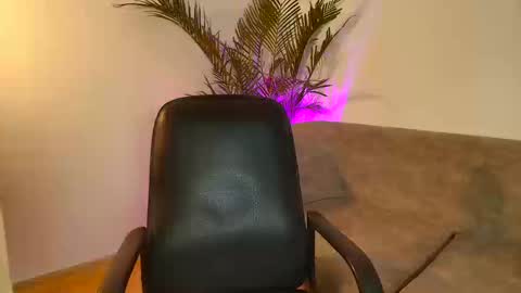 susana online show from October 2025 10:10:01 PM