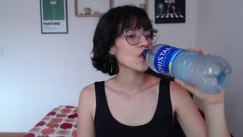 Snapshot of susana_w chatting on February 2025 08:31:02 PM susana_w online show from February 2025 08:31:02 PM