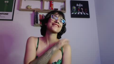 Snapshot of susana_w chatting on February 2025 03:04:01 AM susana_w online show from February 2025 03:04:01 AM