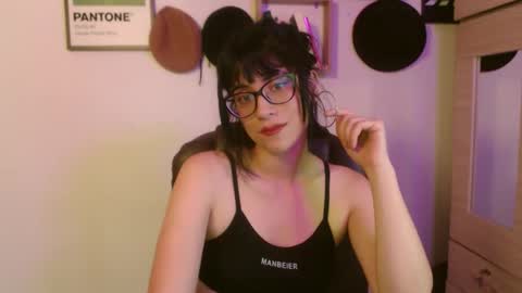 Snapshot of susana_w chatting on September 2025 10:12:01 PM susana_w online show from September 2025 10:12:01 PM