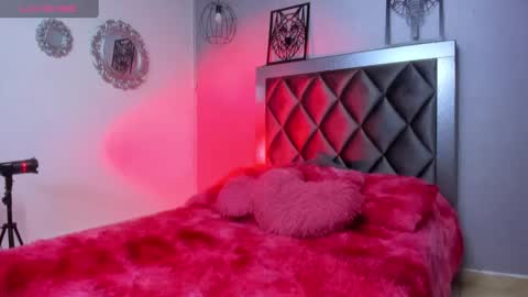 Snapshot of susana_williamss chatting on February 2025 12:20:01 PM Susana W online show from February 2025 12:20:01 PM