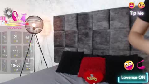 Susan online show from October 2025 11:03:01 PM