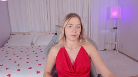 Susan online show from October 2025 02:40:02 AM